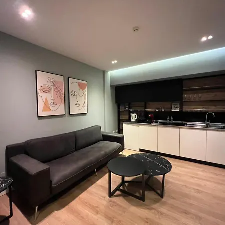 公寓 Tirana Apartments 地拉那