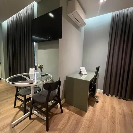 Tirana Apartments Appartamento Tirana