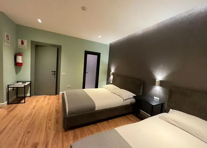 公寓 Tirana Apartments 地拉那