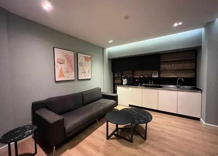 דירה Tirana Apartments טיראנה