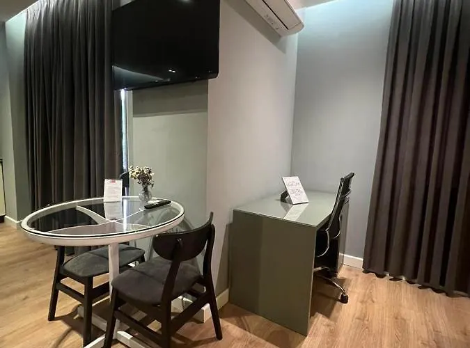 Tirana Apartments 公寓 地拉那